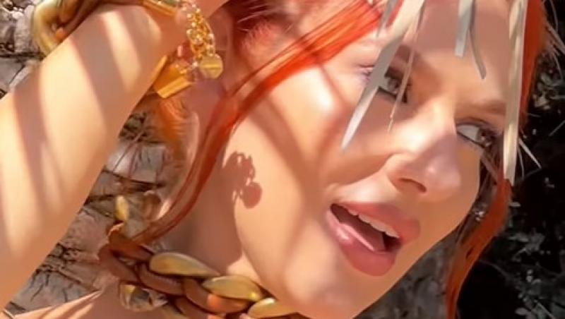 Lidia Buble, sexy în lenjerie intimă. În ce ipostaze s-a fotografiat artista călcând rufe. 