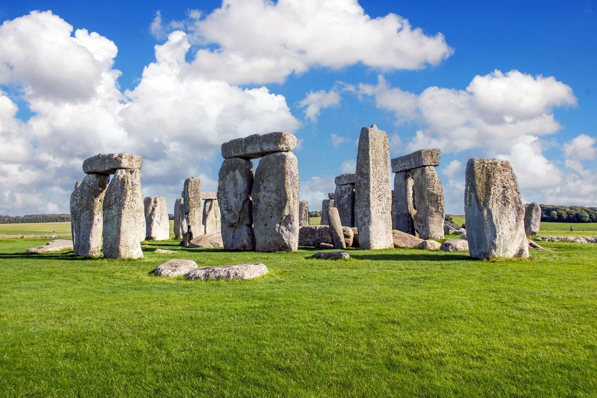 „Stonehenge subacvatic” ar putea rescrie istoria. Unde a fost descoperit monumentul preistoric inedit