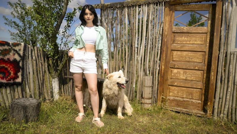 Cine e și cum arată iubitul actriței Alexia Lucia Caras din serialul Iubire cu parfum de lavandă. Fotografia în ipostaze tandre