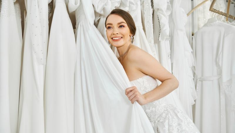 Metode de curățare a rochiei de mireasă. Cum o întreții corect