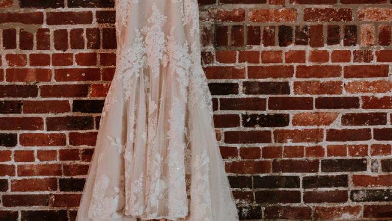 Metode de curățare a rochiei de mireasă. Cum o întreții corect