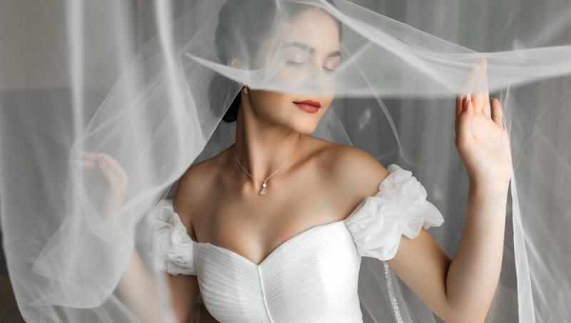 Metode de curățare a rochiei de mireasă. Cum o întreții corect