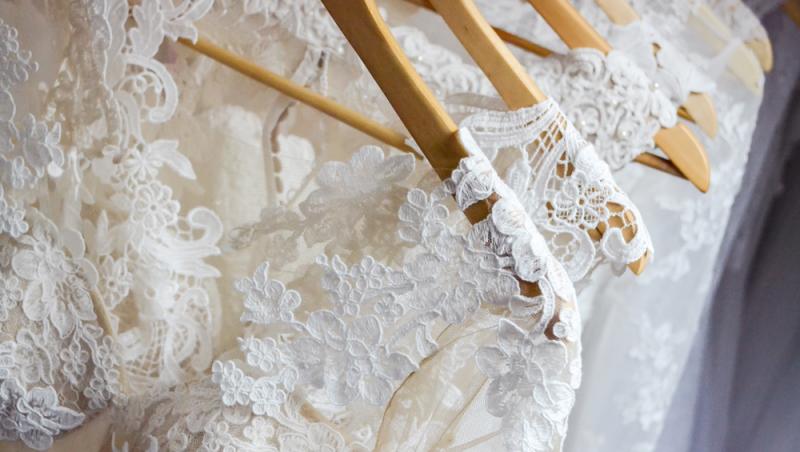 Metode de curățare a rochiei de mireasă. Cum o întreții corect