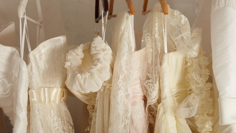 Metode de curățare a rochiei de mireasă. Cum o întreții corect