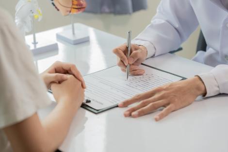 Cine va mai putea beneficia de asigurare de sănătate, fără plata CASS din 1 septembrie. Ce faci dacă nu ești angajat