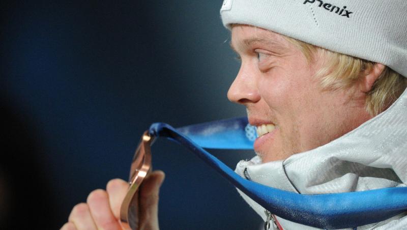 Un medaliat olimpic a decedat după ce a fost lovit de fulger