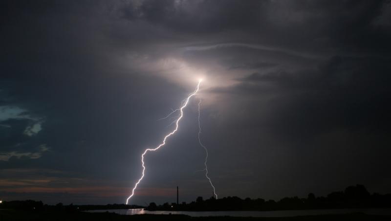 Un medaliat olimpic a decedat după ce a fost lovit de fulger