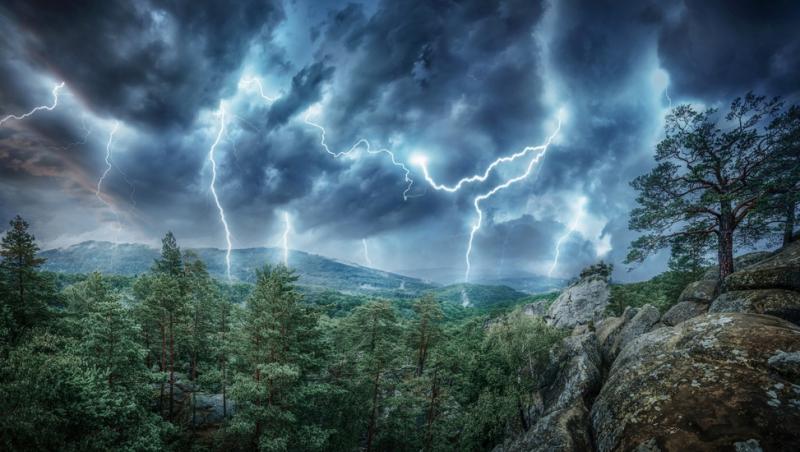 Un medaliat olimpic a decedat după ce a fost lovit de fulger