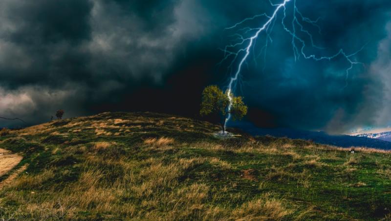 Un medaliat olimpic a decedat după ce a fost lovit de fulger