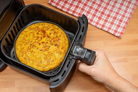 7 preparate pe care să nu le gătești niciodată într-un air fryer