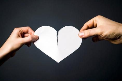 Ce surprize vor avea aceste 3 zodii în perioada următoare de la unvers. Nativii vor primi vești importante