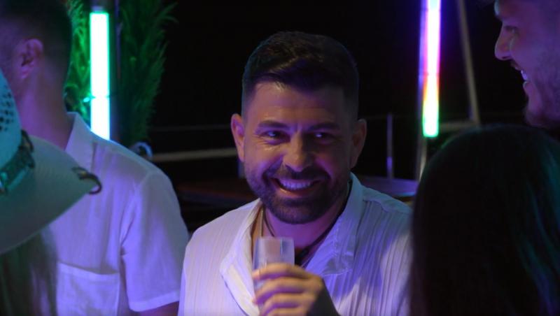 Insula Iubirii, 21 iulie 2025. Situație neașteptată după vestea separării. Ispitele feminine și-au făcut apariția. Ce a urmat