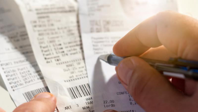 Românii care raportează evaziunea fiscală vor putea primi recompense în bani. Ce premii vor fi acordate direct în cont