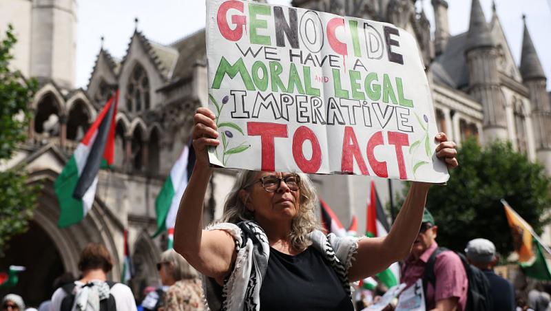 Biserica Sfânta Familie din Gaza, distrusă de un atac israelian mortal. Doi demnitari creștini au vizitat enclava palestiniană