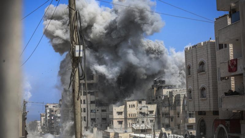 Biserica Sfânta Familie din Gaza, distrusă de un atac israelian mortal. Doi demnitari creștini au vizitat enclava palestiniană