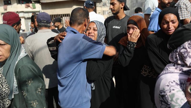 Biserica Sfânta Familie din Gaza, distrusă de un atac israelian mortal. Doi demnitari creștini au vizitat enclava palestiniană