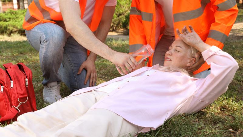 Remediul inedit pentru insolație și dureri de cap.Ce zic specialiștii că poți consuma în sezonul cald, deși înainte nu era indicat