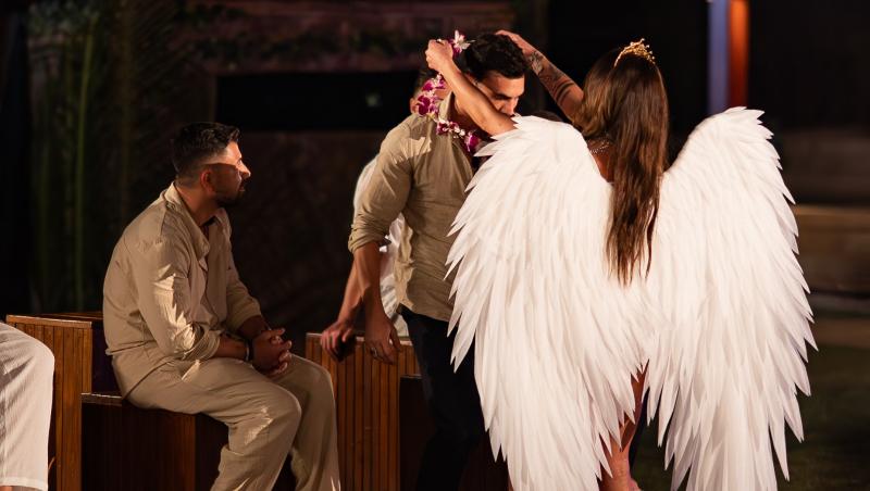 Insula Iubirii, 22 iulie 2025. Ce concurenți au primit ghirlandele de la ispitele surpriză. Anunțul pe care l-a făcut Radu Vâlcan