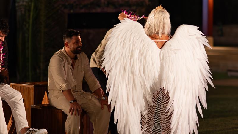 Insula Iubirii, 22 iulie 2025. Ce concurenți au primit ghirlandele de la ispitele surpriză. Anunțul pe care l-a făcut Radu Vâlcan