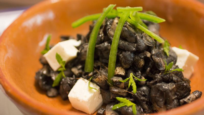 O ciupercă dăunătoare a devenit deliciu culinar în restaurantele de lux