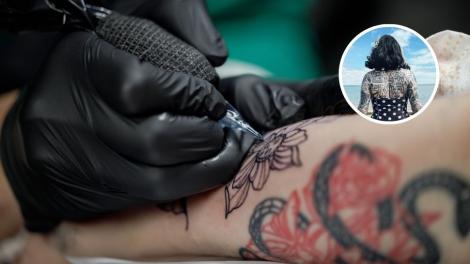 O influenceriță a cheltuit peste 30.000 de dolari pe tatuaje și nu se oprește aici. Cum arată și ce impact a avut asupra vieții ei