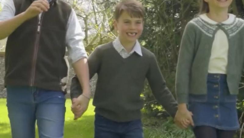 Prințul George a împlinit 12 ani. Postarea emoționantă a surprins relația dintre viitorul rege cu frații săi