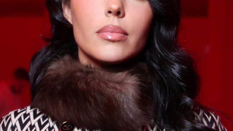 Imaginile cu Georgina Rodríguez în biserică i-au înfuriat pe internauți. Cum a pozat iubita lui Cristiano Ronaldo în lăcașul sfânt