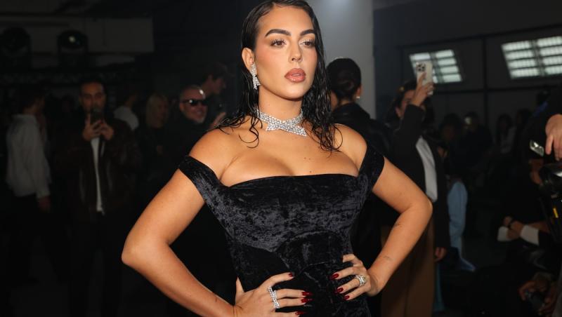 Imaginile cu Georgina Rodríguez în biserică i-au înfuriat pe internauți. Cum a pozat iubita lui Cristiano Ronaldo în lăcașul sfânt