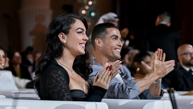 Imaginile cu Georgina Rodríguez în biserică i-au înfuriat pe internauți. Cum a pozat iubita lui Cristiano Ronaldo în lăcașul sfânt