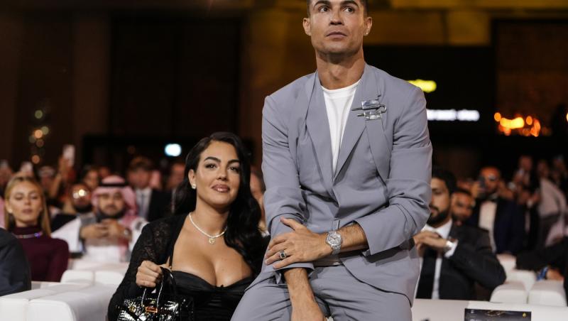 Imaginile cu Georgina Rodríguez în biserică i-au înfuriat pe internauți. Cum a pozat iubita lui Cristiano Ronaldo în lăcașul sfânt