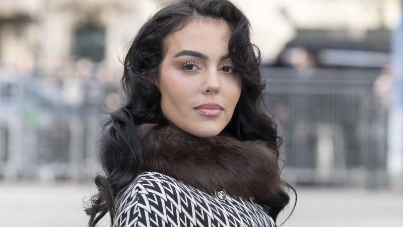 Imaginile cu Georgina Rodríguez în biserică i-au înfuriat pe internauți. Cum a pozat iubita lui Cristiano Ronaldo în lăcașul sfânt