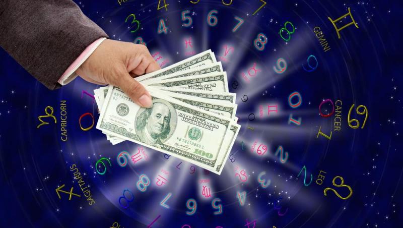 Zodiile care își dau restart la relațiile de iubire în august 2025. Ce îi face pe nativi să le mai ofere o șansă partenerilor