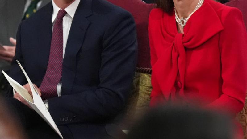 Prințul William și-a dus familia în vacanță pe o insulă grecească accesibilă tuturor. Cine i-a însoțit