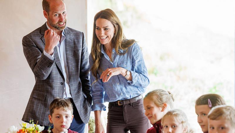 Prințul William și-a dus familia în vacanță pe o insulă grecească accesibilă tuturor. Cine i-a însoțit