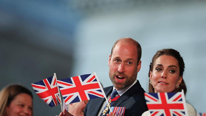 Prințul William și-a dus familia în vacanță pe o insulă grecească accesibilă tuturor. Cine i-a însoțit