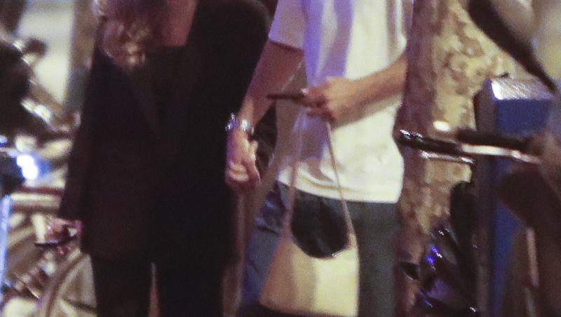 Gerard Piqué a negat zvonurile despărțirii de Clara Chía. Ce imagini sugestive a postat fostul fotbalist cu iubita sa