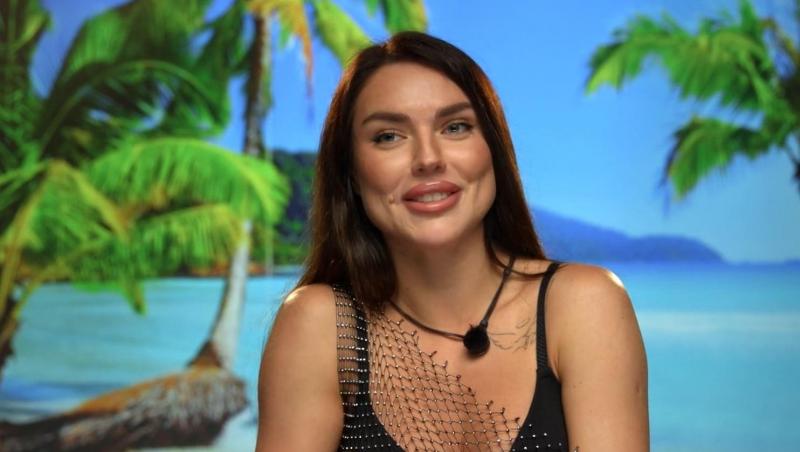 Ispita Cristina Scarlevschi, reacție după difuzarea ediției în care dansează la bară. Ce a dezvăluit: „Fostului meu soț și...”