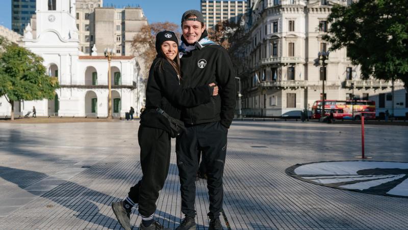 Aris Eram a împlinit 22 de ani. Ce surpriză a primit la miezul nopții din partea familiei sale