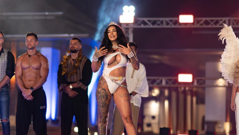 Imaginea provocatoare cu ispita Naba Salem de la Insula Iubirii 2025 fără sutien. Cum s-a pozat tânăra în baie