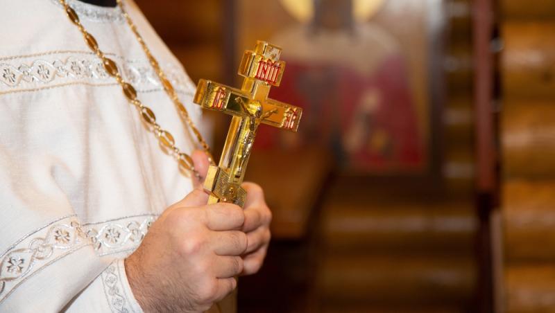 Sfântul care vine în sprijinul bolnavilor și suferinzilor este prăznuit în luna iulie. Ce rugăciune trebuie să rostești