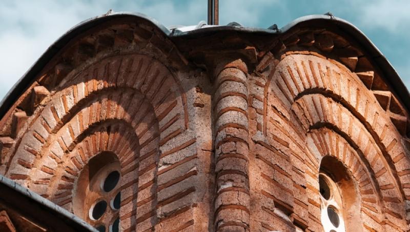 Sfântul care vine în sprijinul bolnavilor și suferinzilor este prăznuit în luna iulie. Ce rugăciune trebuie să rostești