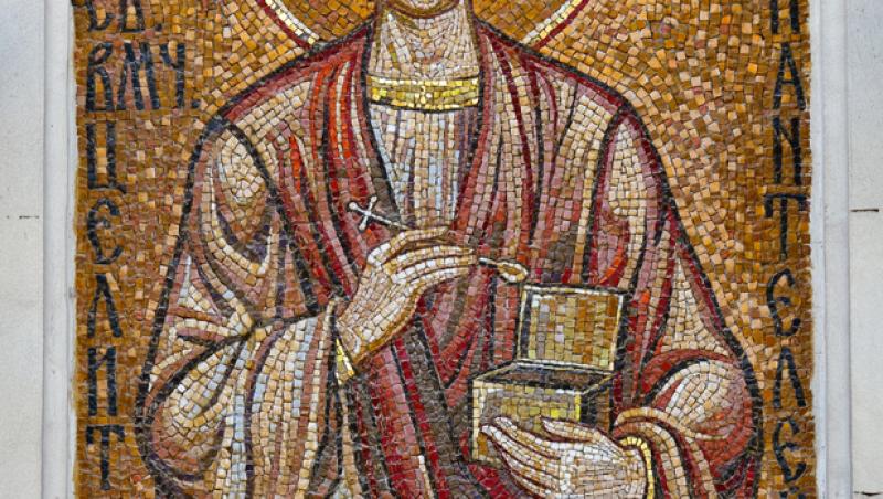 Sfântul care vine în sprijinul bolnavilor și suferinzilor este prăznuit în luna iulie. Ce rugăciune trebuie să rostești