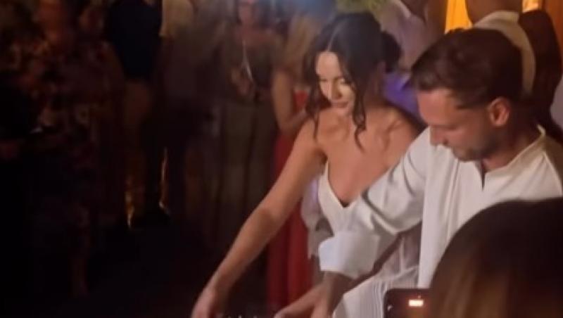 Cum a arătat tortul de la nunta lui Cristian Vâlcan și a Izabelei. Ce discurs emoționant a ținut Radu Vâlcan pentru miri