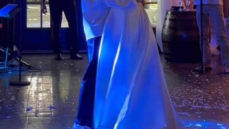 Cum a arătat tortul de la nunta lui Cristian Vâlcan și a Izabelei. Ce discurs emoționant a ținut Radu Vâlcan pentru miri