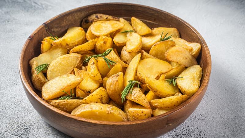 5 garnituri gustoase pentru somon. Care sunt cele mai bune opțiuni pentru somon la cuptor