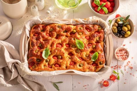 Cea mai bună focaccia. Rețeta celebrului brutar Paul Hollywood