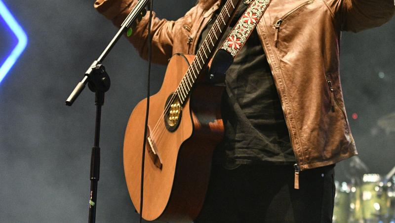 Radu Almășan de la Bosquito, prima imagine cu bebelușul lui. Mesajul transmis soției sale la 3 ani de la căsnicie