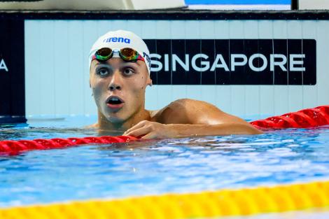 David Popovici, în semifinale la 200 de metri liber la Campionatul Mondial de Natație. Olimpicul se află la Singapore