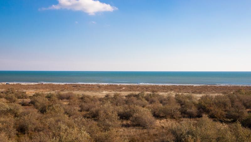 Cât costă o noapte de cazare pe plaja sălbatică de la Corbu în 2025. Cât de mult s-a dezvoltat zona