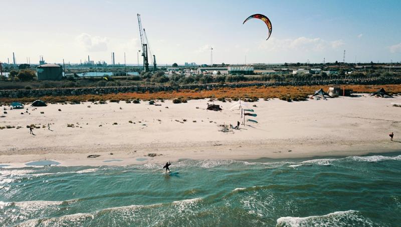 Cât costă o noapte de cazare pe plaja sălbatică de la Corbu în 2025. Cât de mult s-a dezvoltat zona